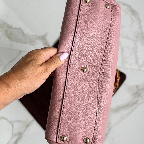 Gucci Bamboo Tote in Blush - Picture 9 of 16